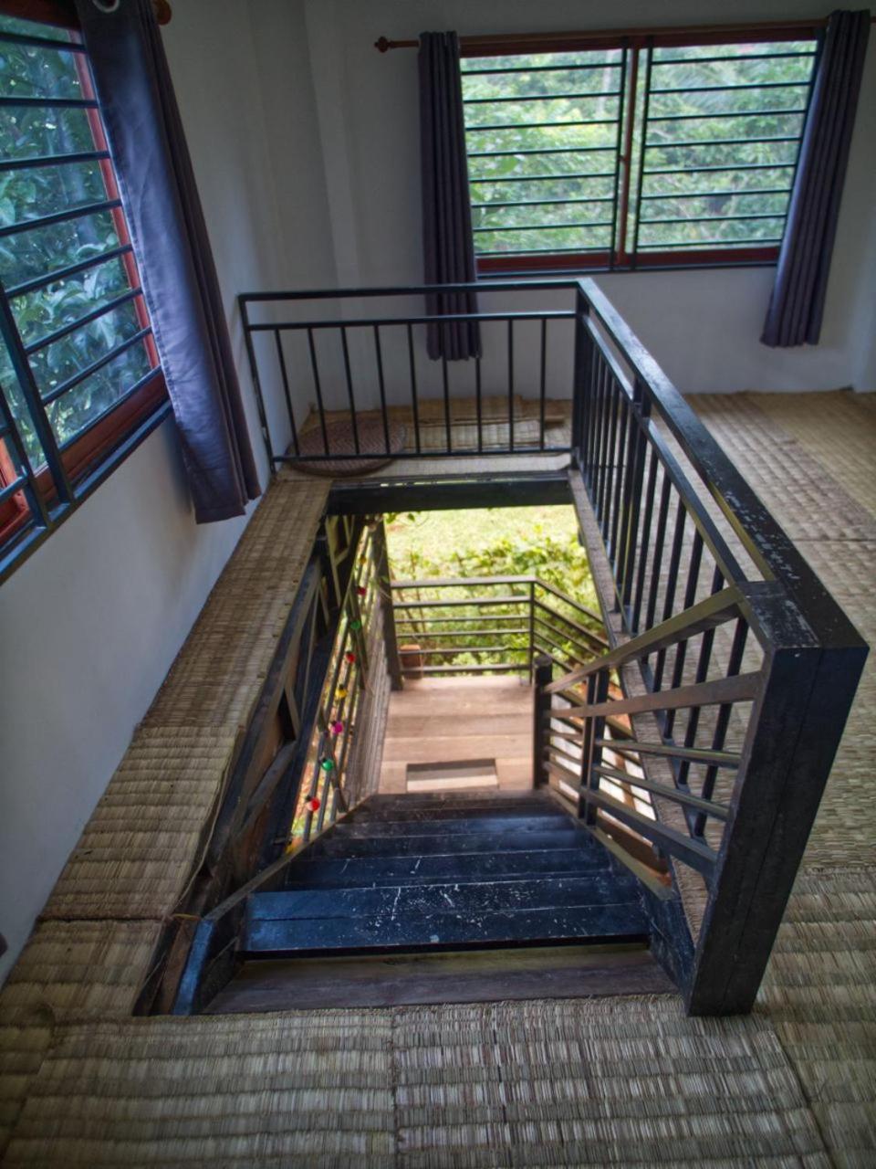 Manel Guesthouse And Restaurant Sen Monourom Bagian luar foto