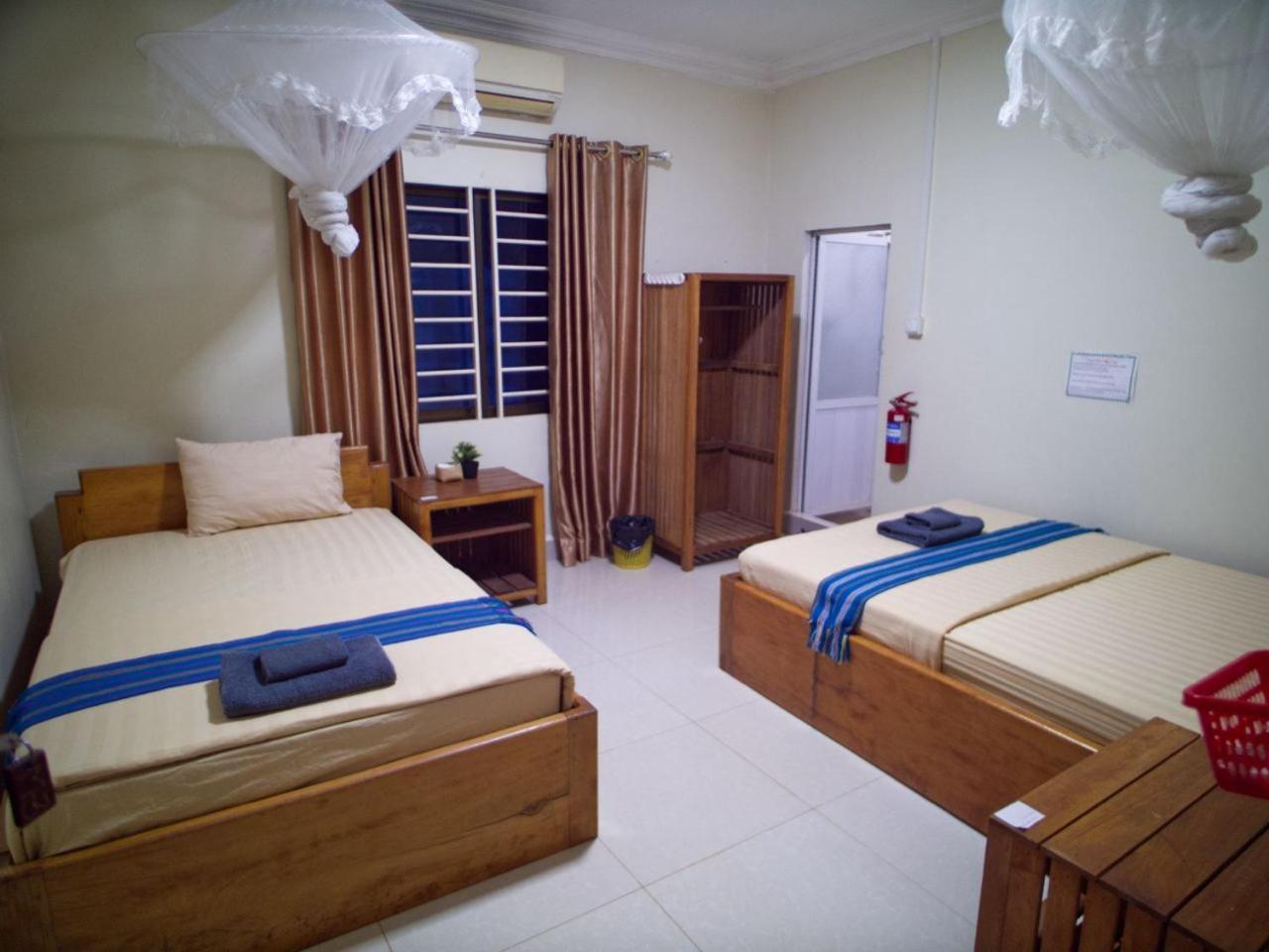 Manel Guesthouse And Restaurant Sen Monourom Bagian luar foto