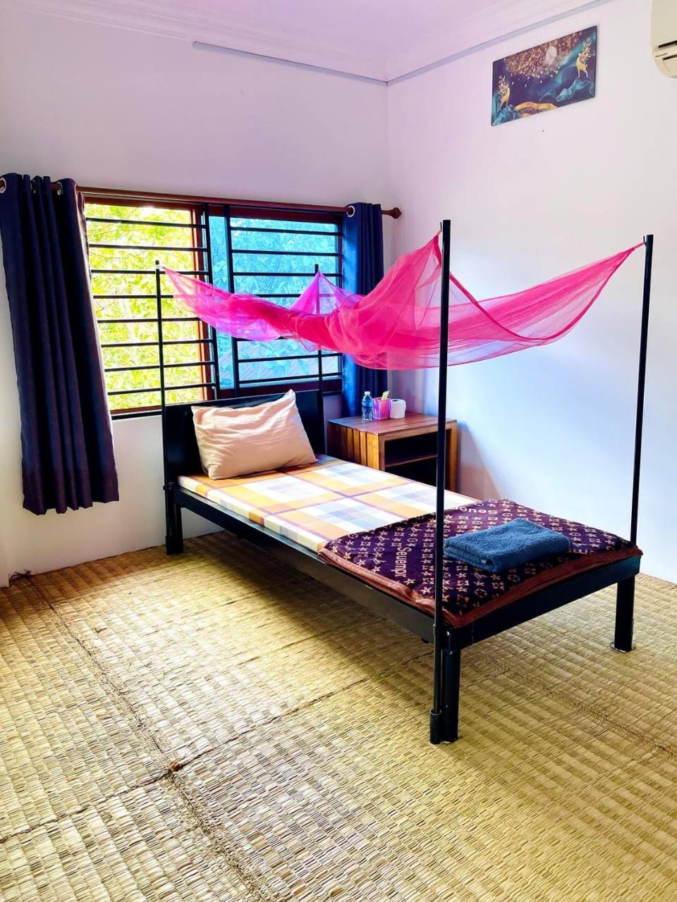 Manel Guesthouse And Restaurant Sen Monourom Bagian luar foto
