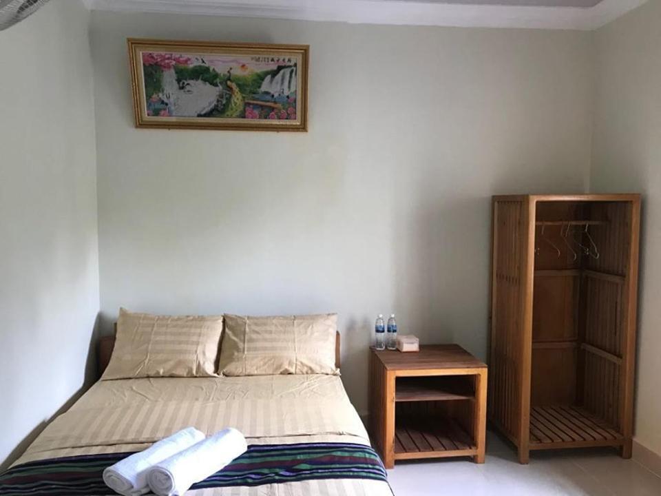 Manel Guesthouse And Restaurant Sen Monourom Bagian luar foto